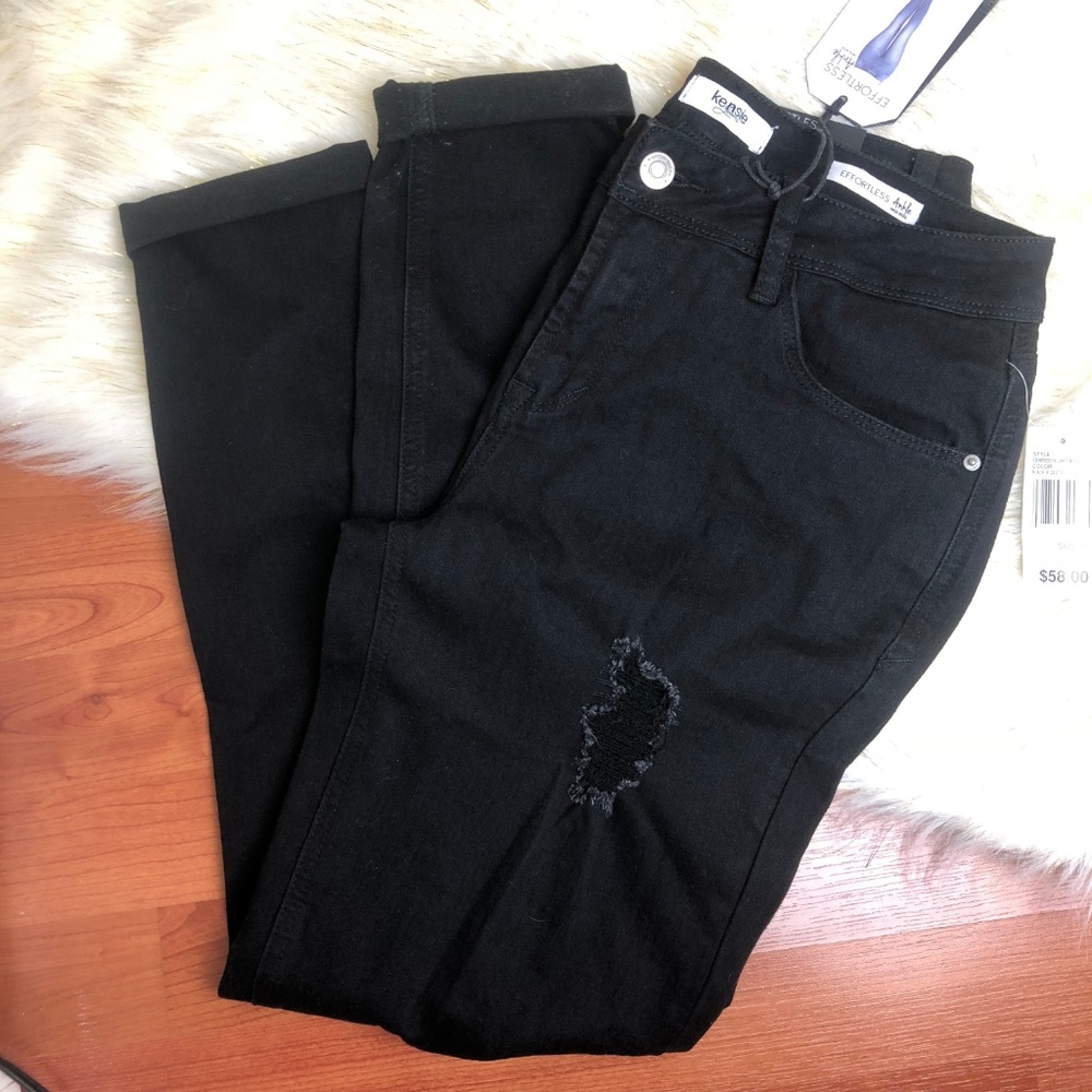 NWT Kensie Effortless Black Distressed Ankle Jeans